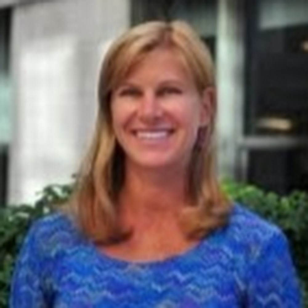 Meet your Posher, Laurie